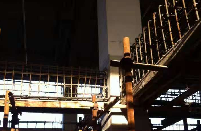 博尔塔拉一厂房梁柱截面加大施工
