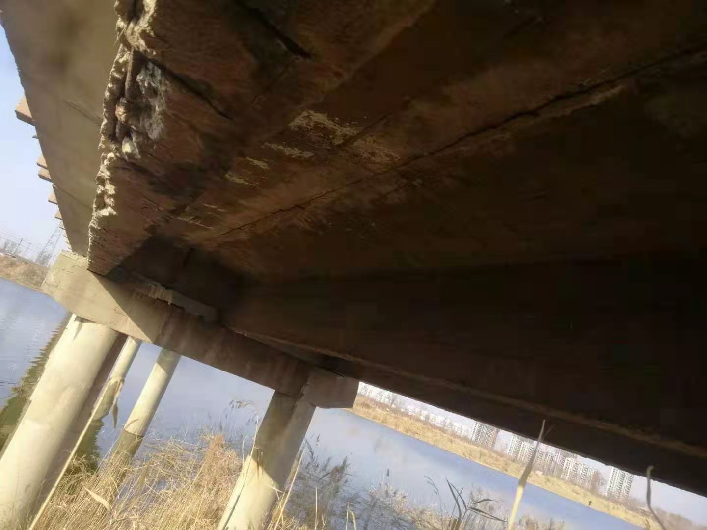 博尔塔拉道路桥梁结构的常见病害