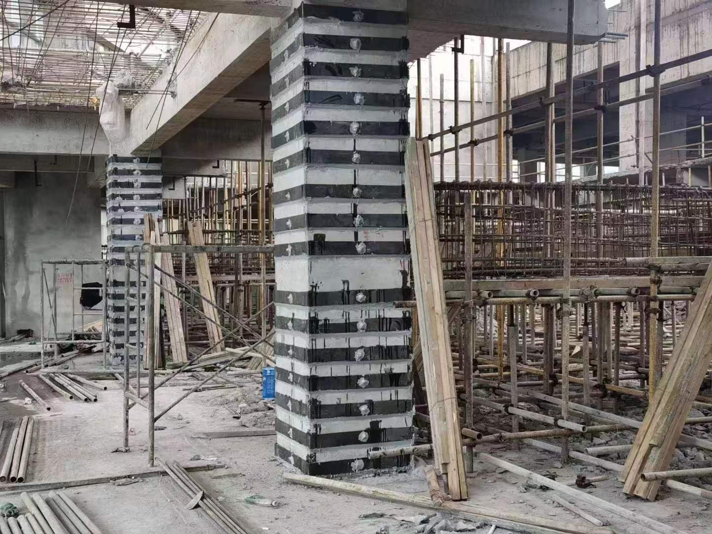 博尔塔拉柱子包钢加固施工方案